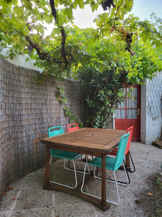 La Maison Rouge Paisible Maison De Pays Saujon Eksteriør bilde
